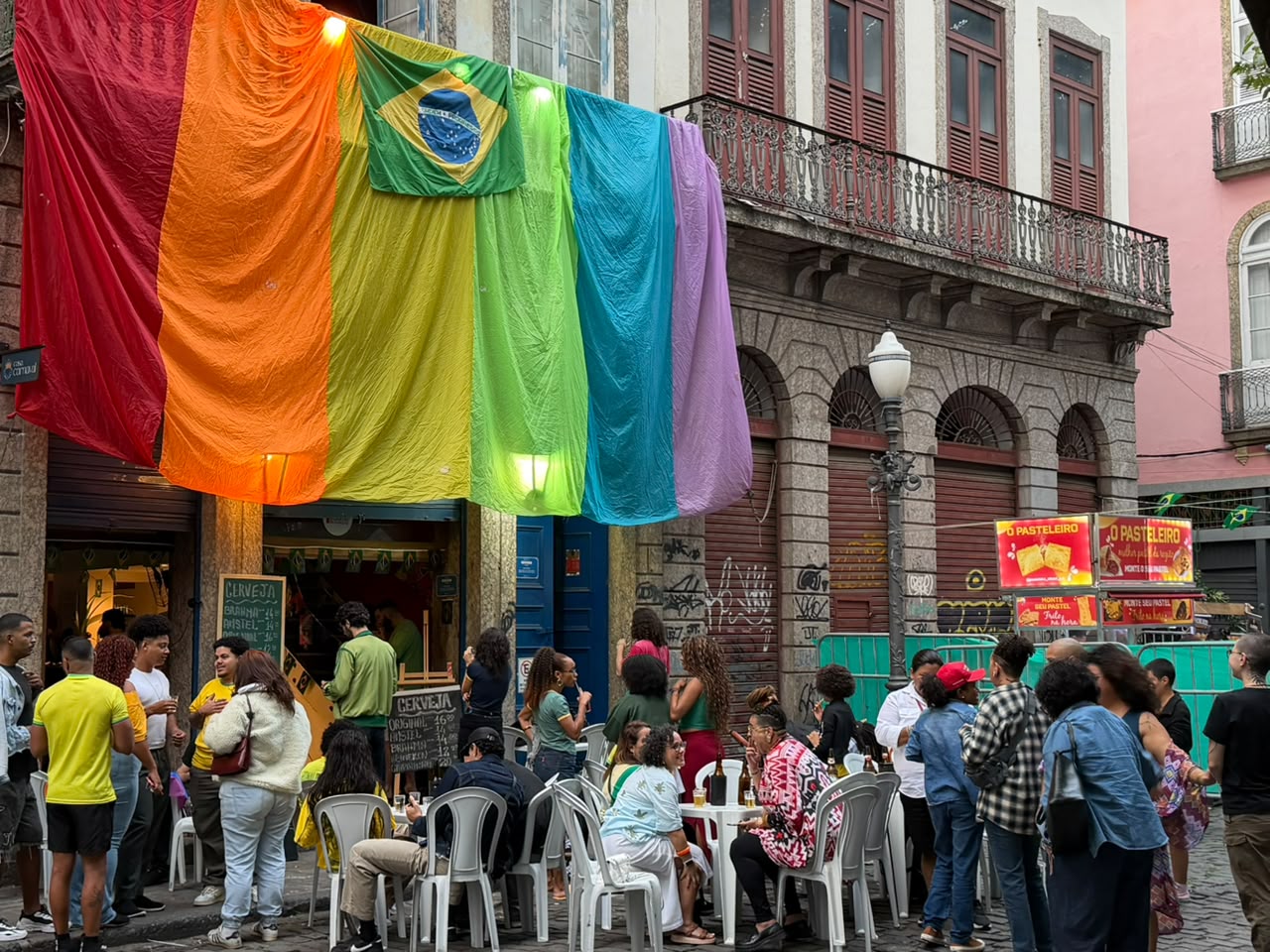 ENCONTRO DE TORCIDAS FEMINAS E LGBTQIA+ PARA O JOGO DO BRASIL NA COPA 2026